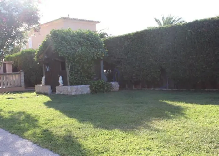 Villa Ca Na Susana. 3 Km From The Nearest Beach