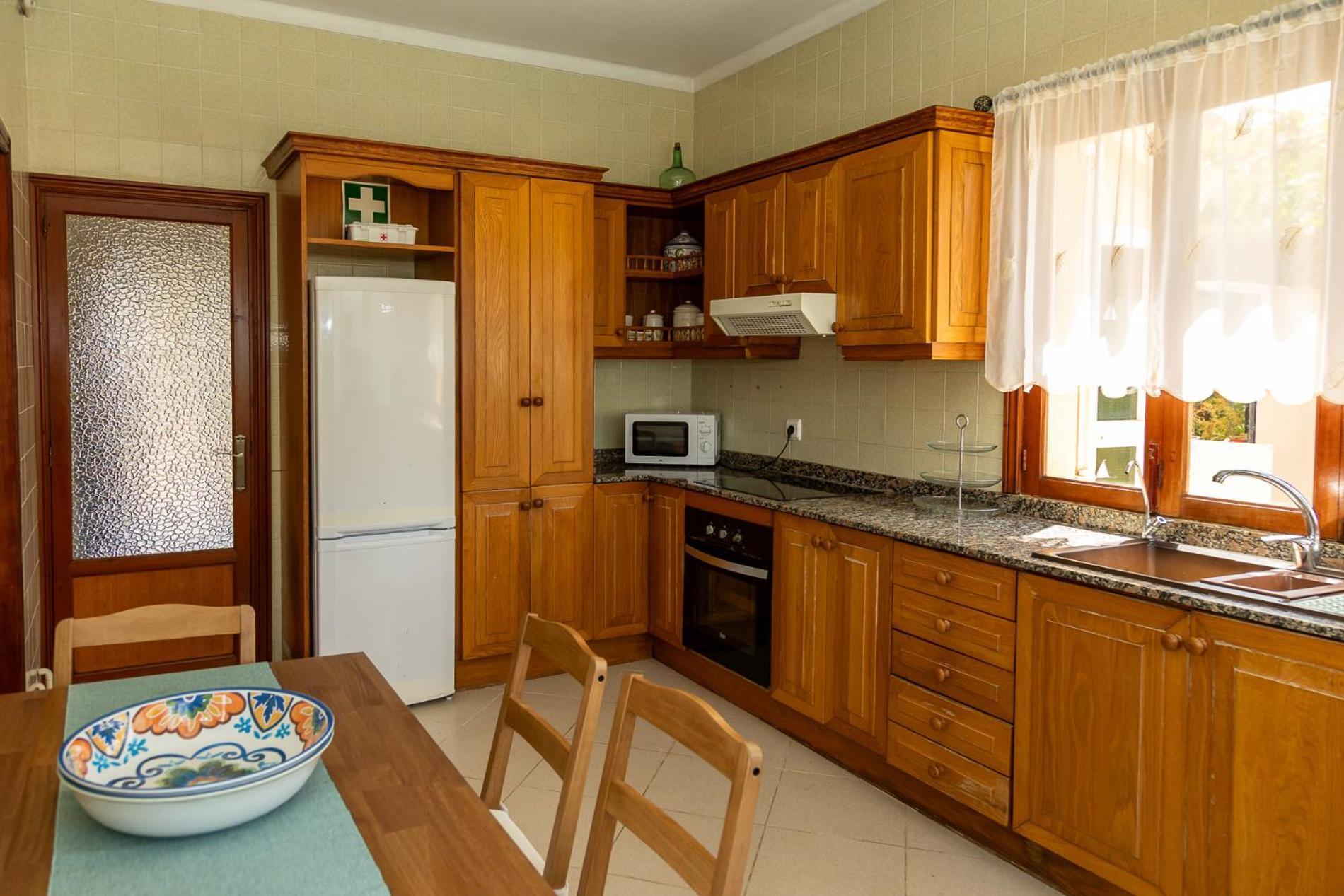 Casa vacanze Ca Na Susana. 3 Km From The Nearest Urbanicacion ses palmeres